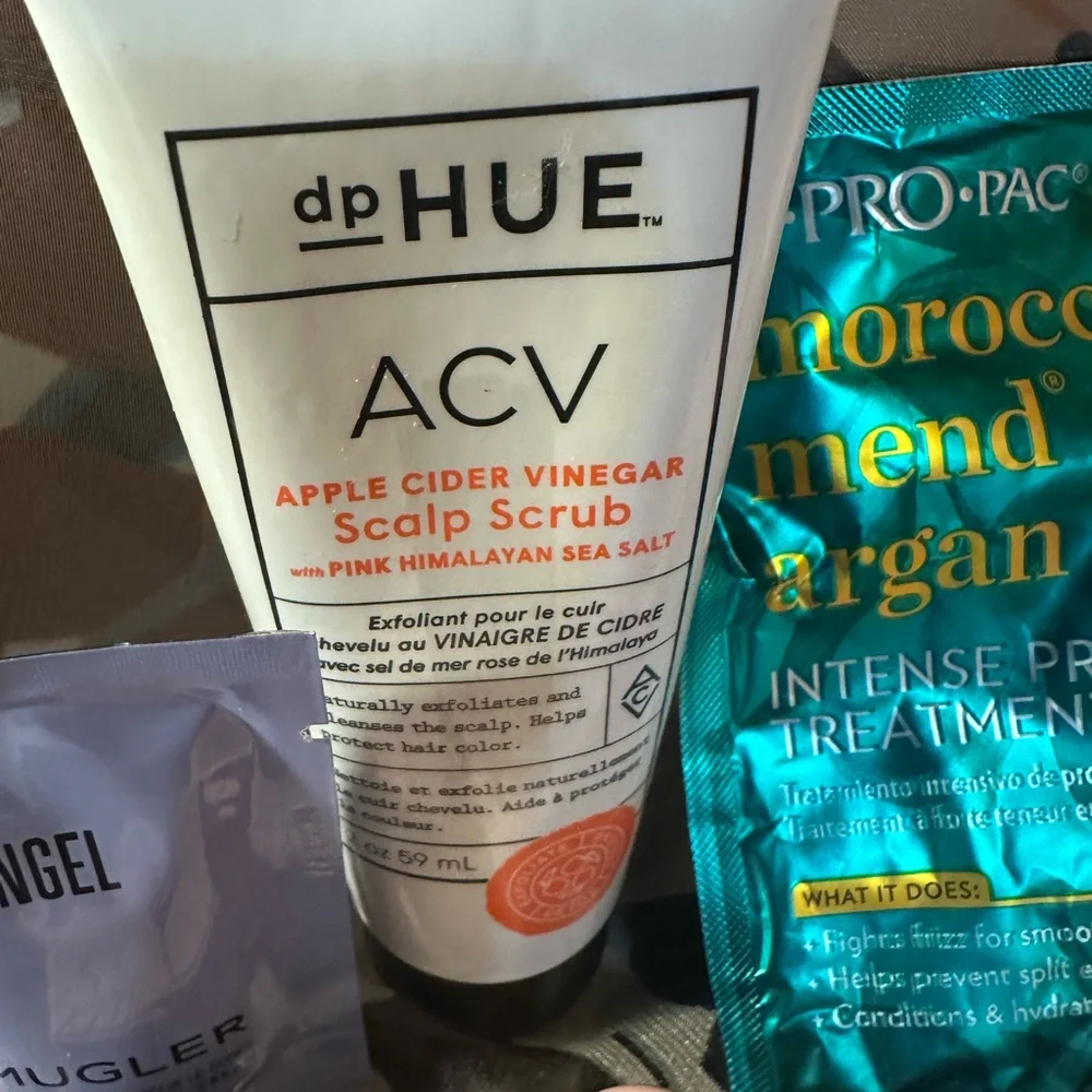 Beauty Bundle - Picture 7 of 11